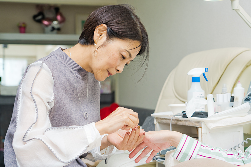 自爪の健康と美しさを主軸に置くネイルサロン