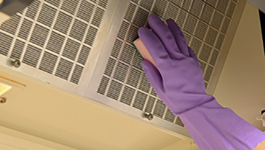 換気扇掃除に Cleaning of ventilation fan